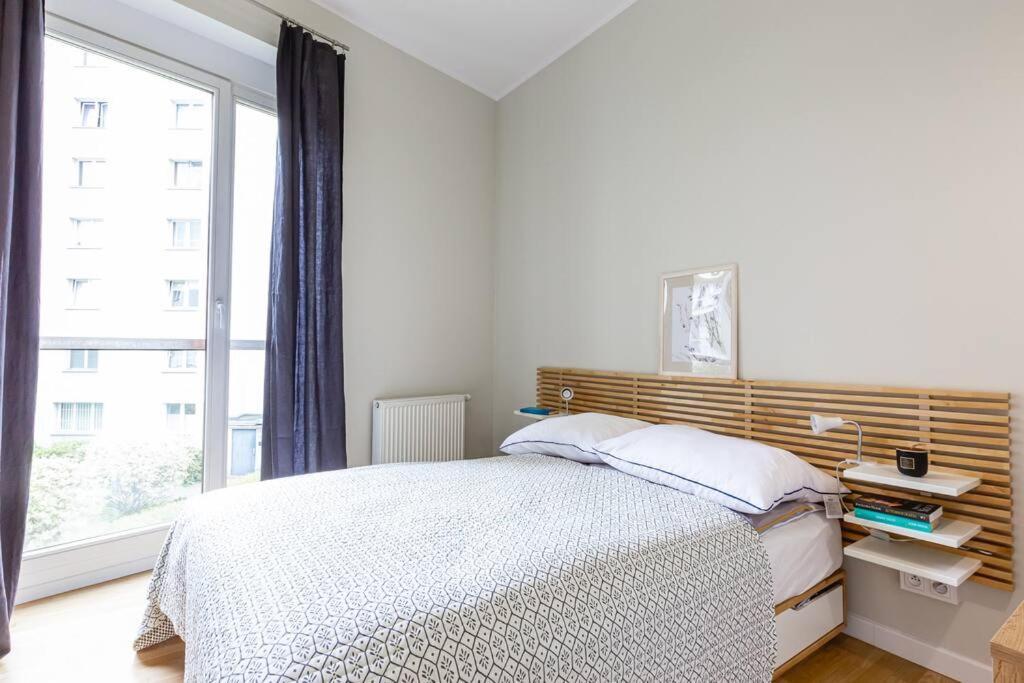 Bright And Cozy Near Park, With A Huge Terrace. Lägenhet *